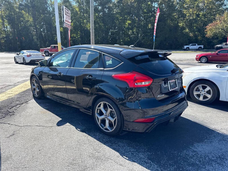 2018 Ford Focus ST