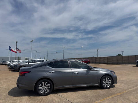 2024 Nissan Altima 2.5 S
