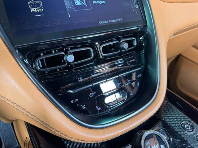 2023 Aston Martin DBX 707