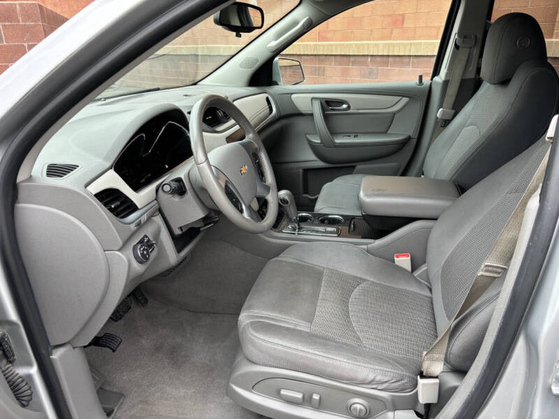 2017 Chevrolet Traverse LT