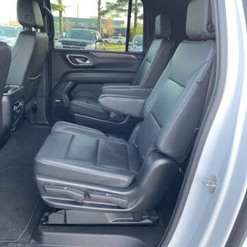 2021 Chevrolet Suburban LT