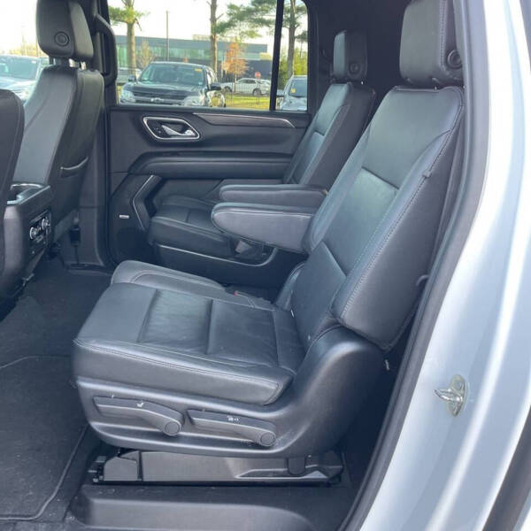 2021 Chevrolet Suburban LT