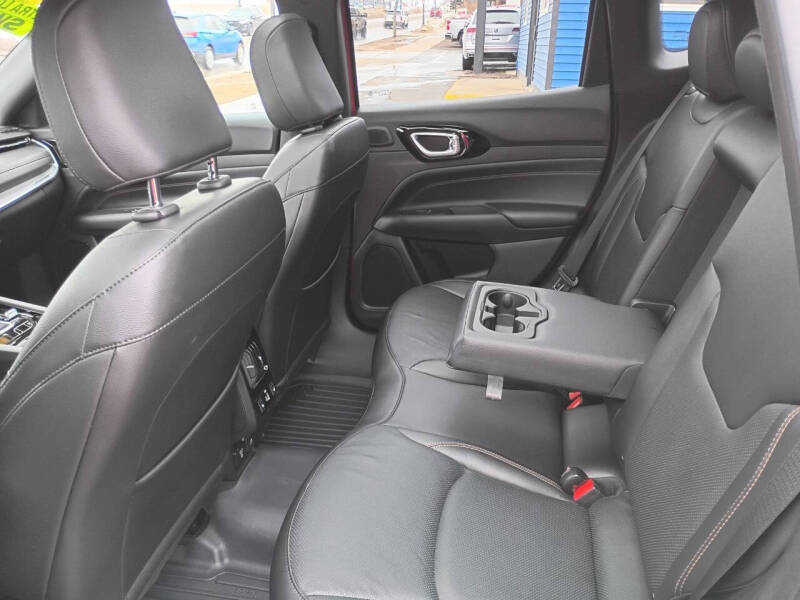 2022 Jeep Compass (Red) Edition