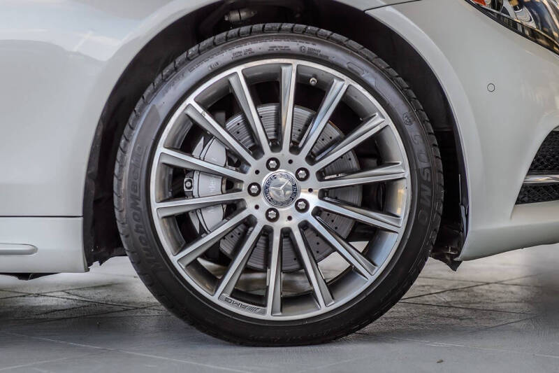 2015 Mercedes-Benz S-Class S 550