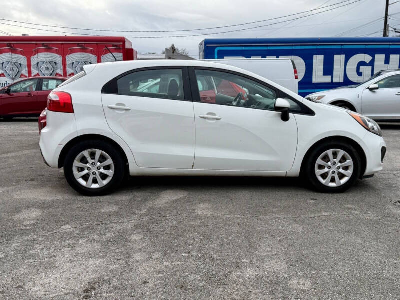 2015 Kia Rio 5-Door LX