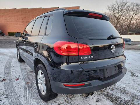 2017 Volkswagen Tiguan 2.0T Limited S 4Motion