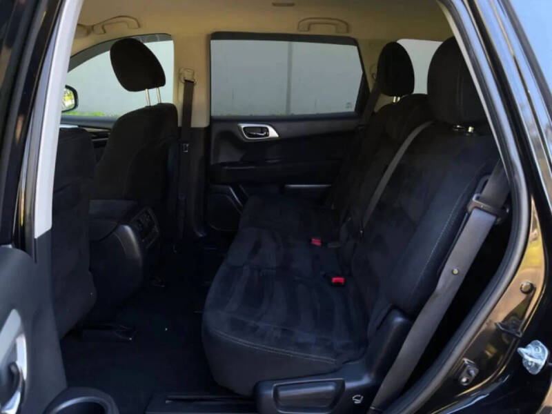 2016 Nissan Pathfinder