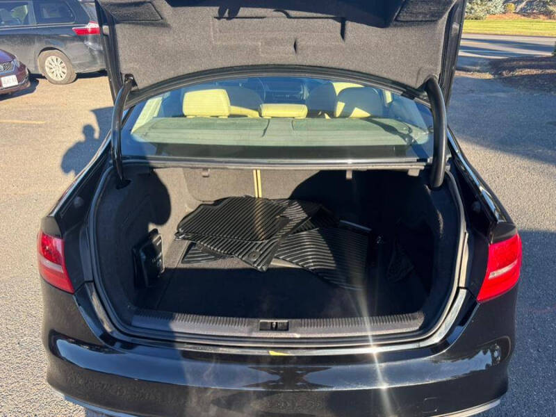 2014 Audi A4 2.0T quattro Premium Plus