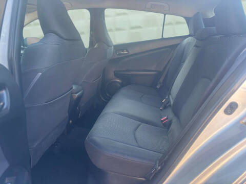 2016 Toyota Prius Two