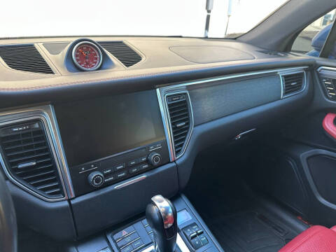 2018 Porsche Macan GTS