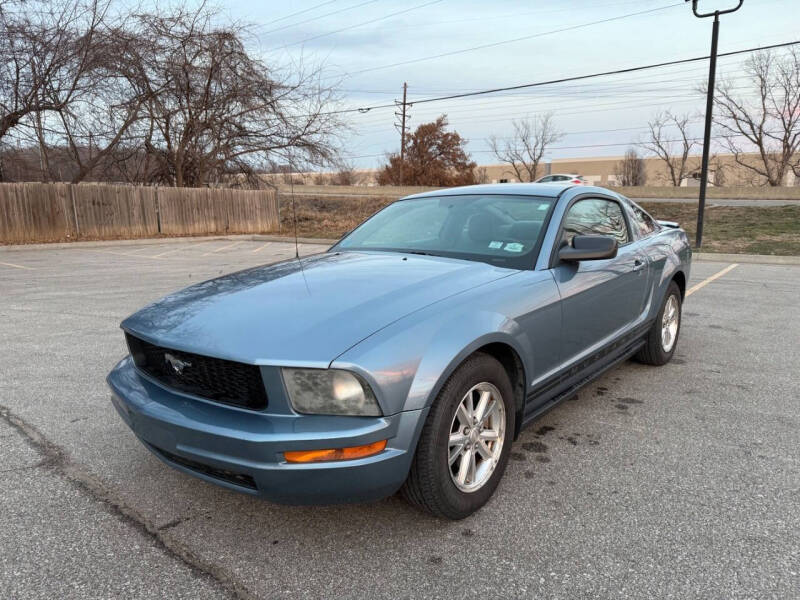 2007 Ford Mustang V6 Deluxe