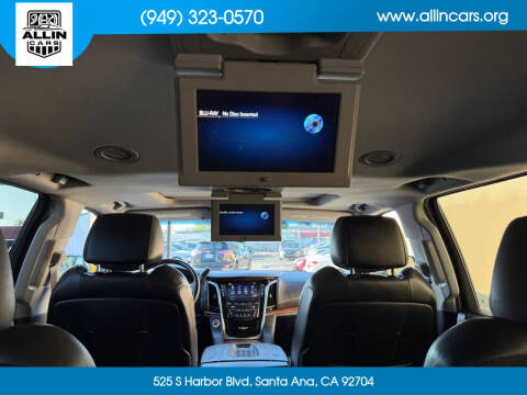 2017 Cadillac Escalade ESV Luxury