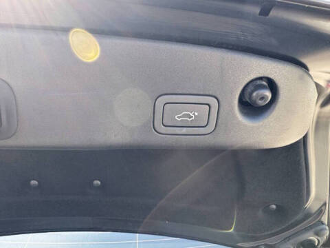 2016 Jaguar XJ R-Sport