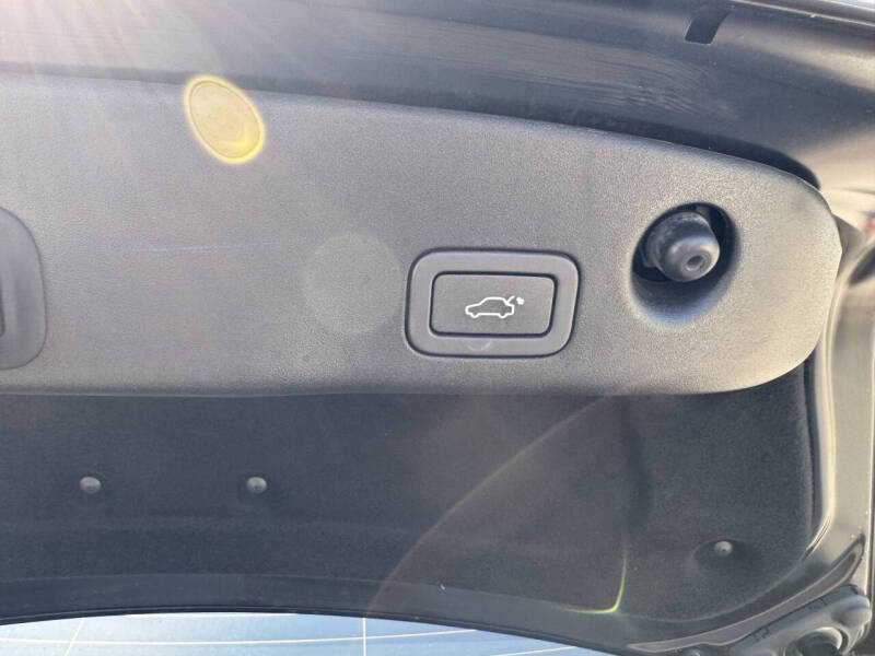 2016 Jaguar XJ R-Sport