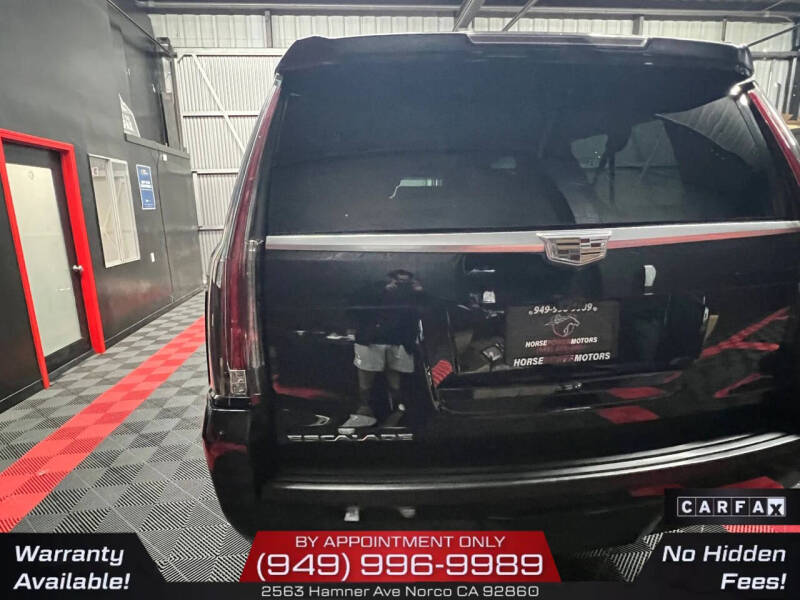 2017 Cadillac Escalade ESV Premium Luxury