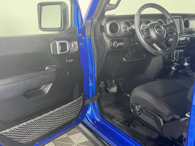 2022 Jeep Gladiator Willys