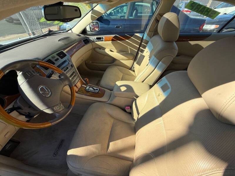 2005 Lexus ES 330