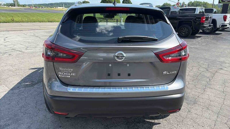 2022 Nissan Rogue Sport SL