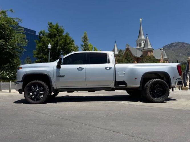 2022 Chevrolet Silverado 1500 SS Classic