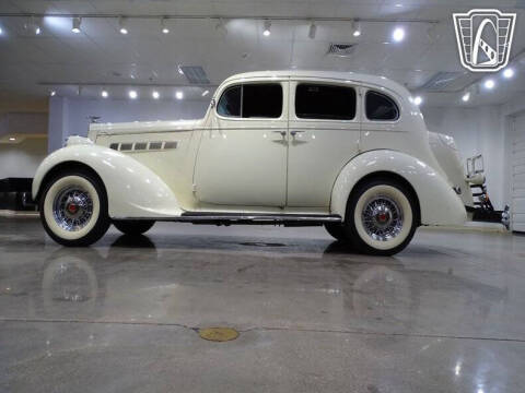 1936 Packard Eight Sedan