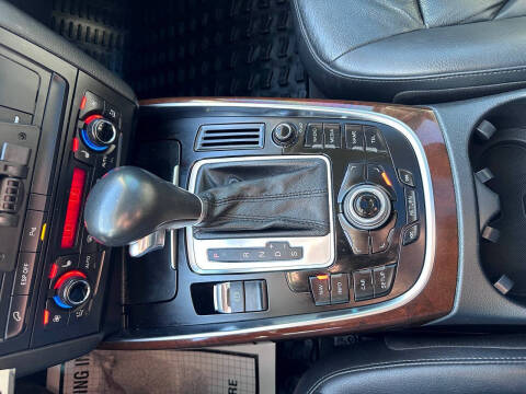 2010 Audi Q5 3.2 quattro Premium Plus