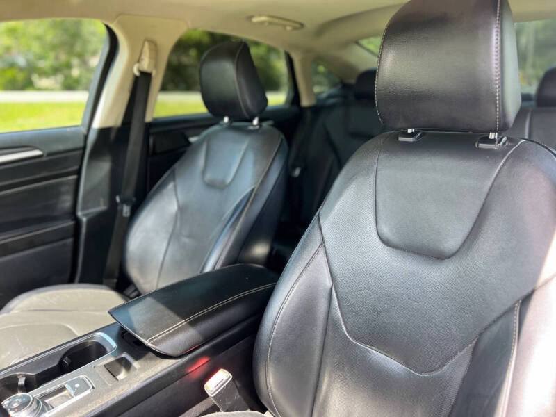 2020 Ford Fusion Titanium