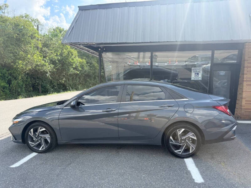 2024 Hyundai Elantra SEL