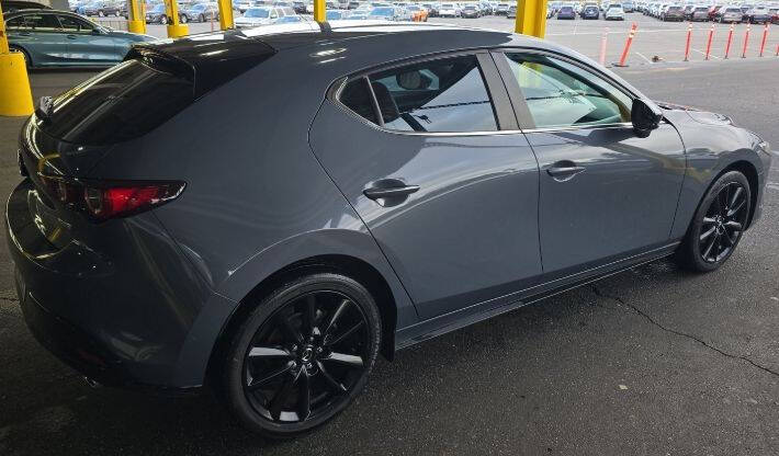 2023 Mazda Mazda3 Hatchback 2.5 S Carbon Edition