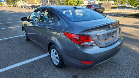 2013 Hyundai Accent GLS