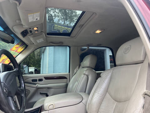 2005 Cadillac Escalade