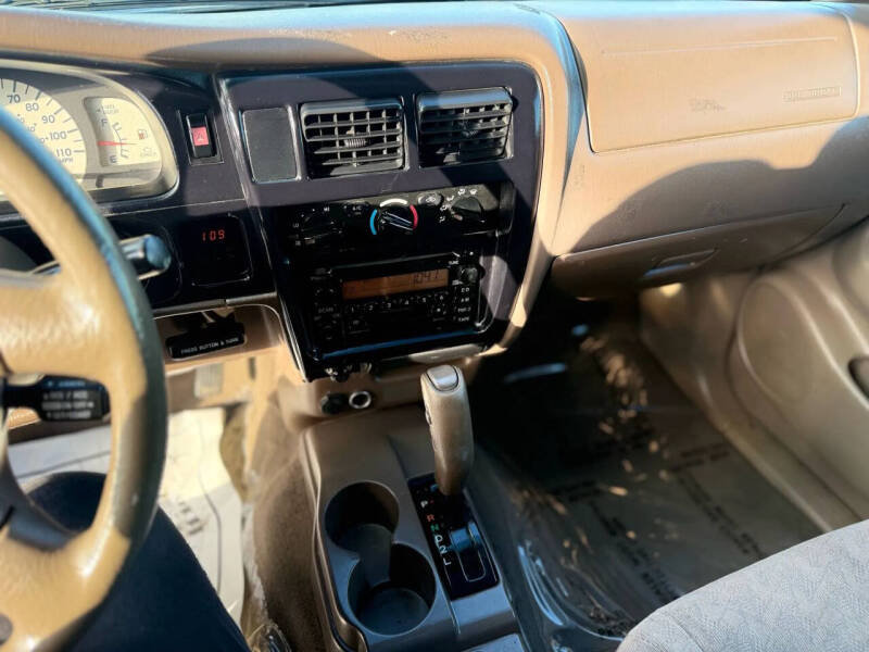 2004 Toyota Tacoma PreRunner V6