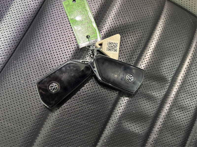 2023 Volkswagen Golf GTI SE