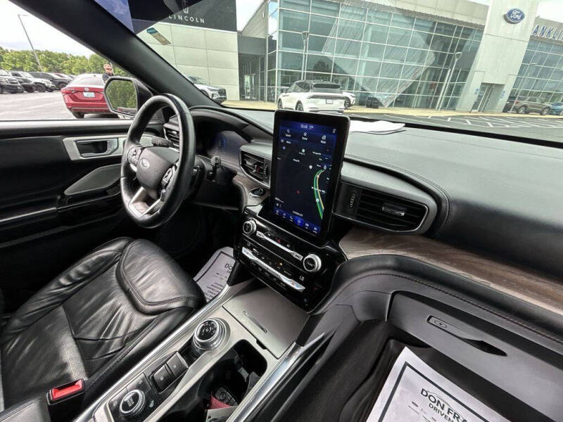 2021 Ford Explorer Platinum