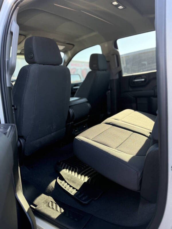 2021 Chevrolet Silverado 1500 Custom