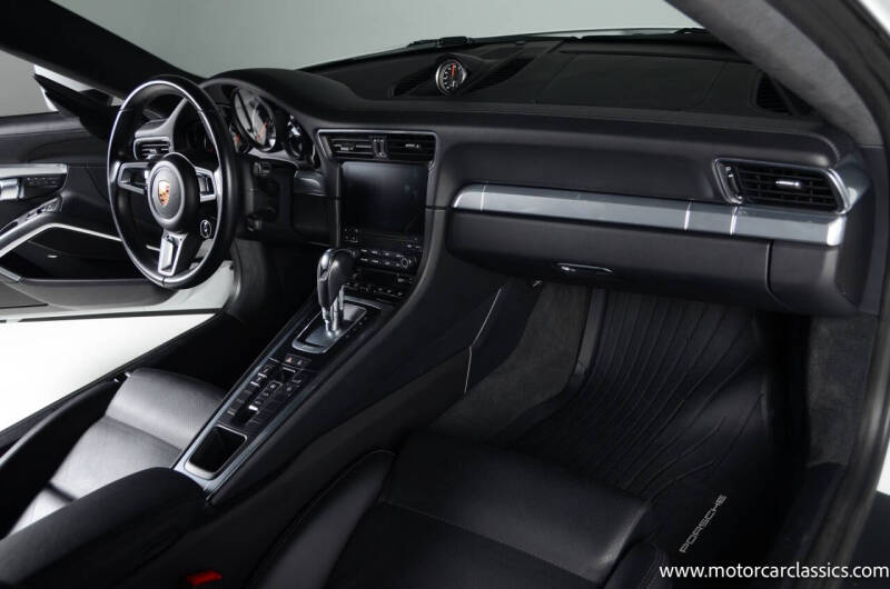 2018 Porsche 911 Turbo