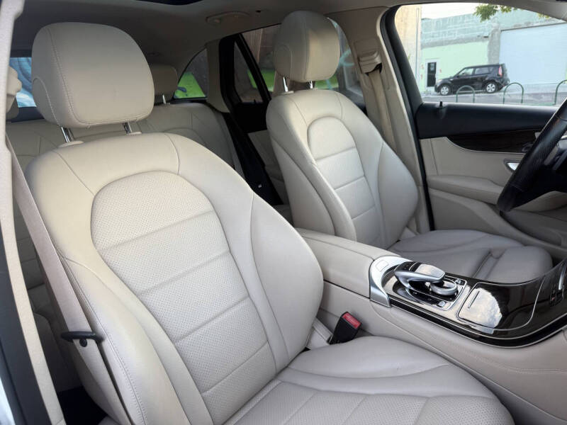 2016 Mercedes-Benz GLC GLC 300