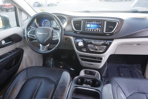 2018 Chrysler Pacifica Touring L