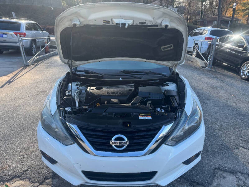 2016 Nissan Altima 2.5 SR