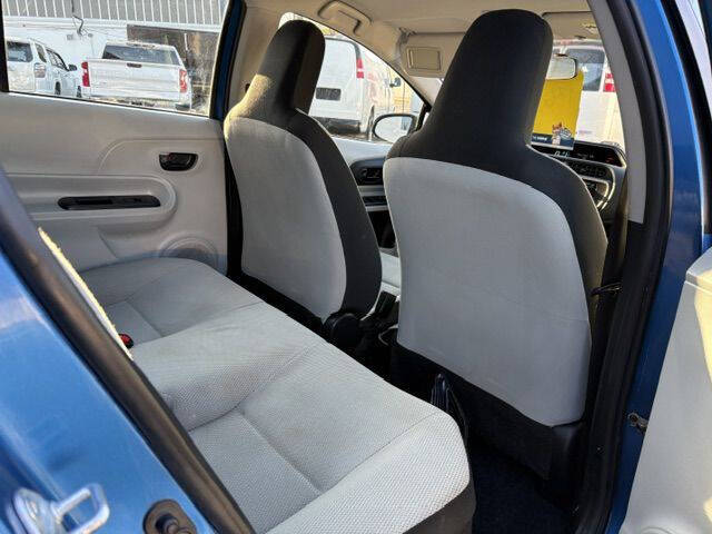 2014 Toyota Prius c