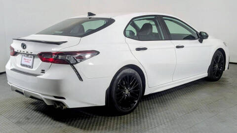 2022 Toyota Camry SE Nightshade