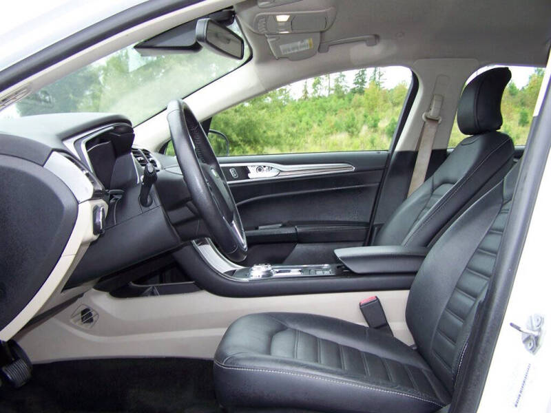 2018 Ford Fusion Hybrid SE