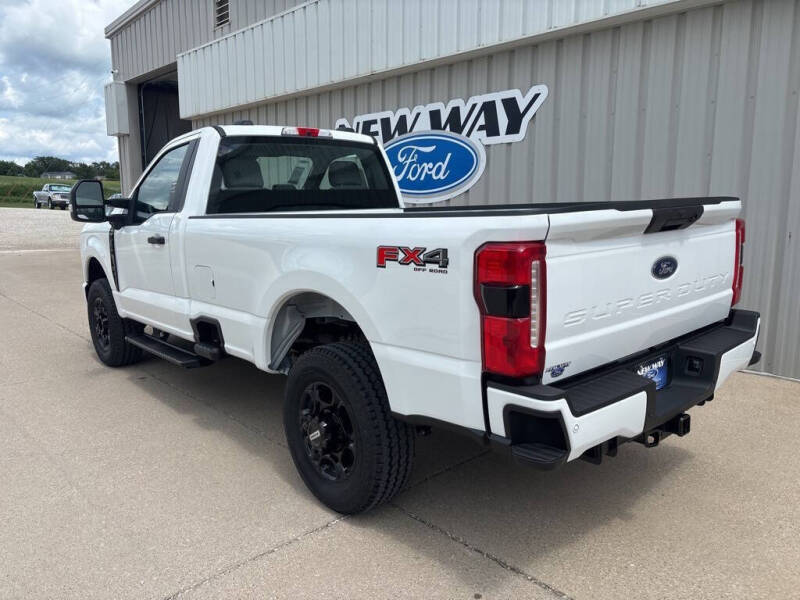 2025 Ford F-350 Super Duty XL