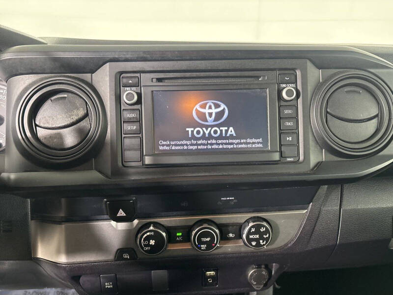 2019 Toyota Tacoma SR