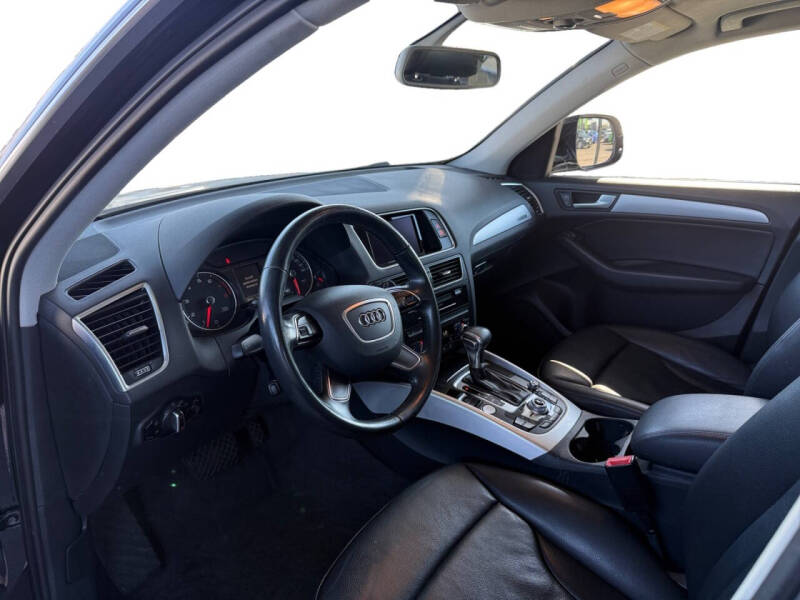 2017 Audi Q5 2.0T quattro Premium