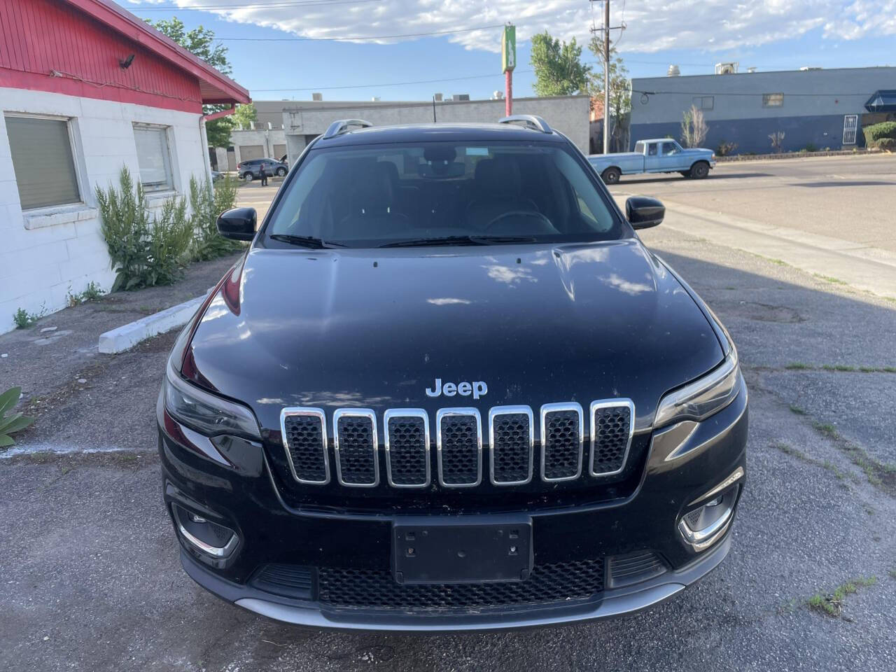 2019 Jeep Cherokee for sale at Ganda Auto Sales in Denver, CO