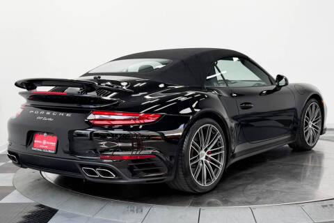 2017 Porsche 911 Turbo
