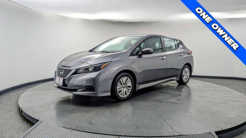 2022 Nissan LEAF S
