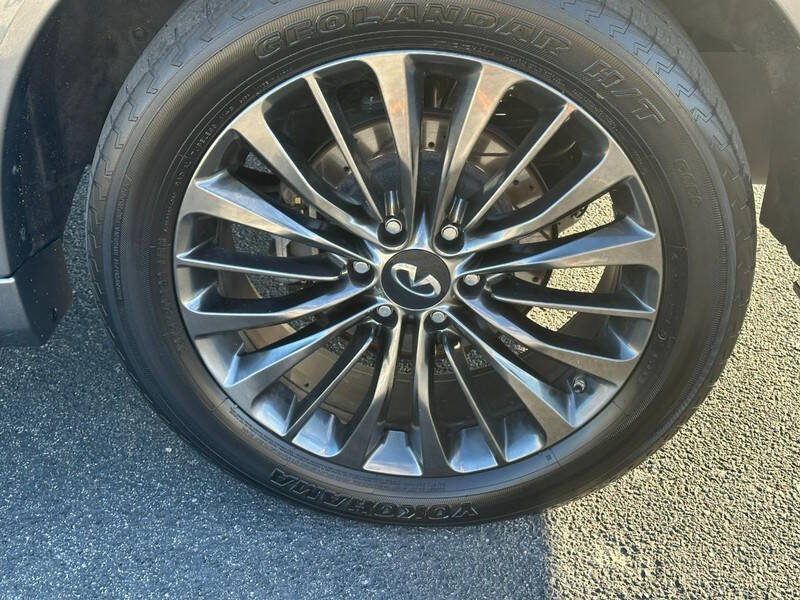 2021 Infiniti QX80 Premium Select