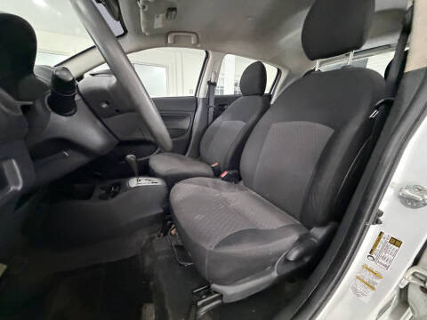 2017 Mitsubishi Mirage ES