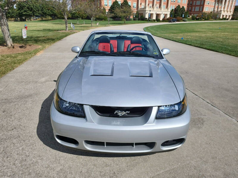 2003 Ford Mustang SVT Cobra 10th Anniversary